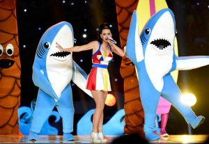 Image credit (http://www.eonline.com/eol_images/Entire_Site/201512/rs_560x388-150202131054-1024.Katy-Perry-Super-Bowl-Shark.2.ms.020115_copy.jpg)
